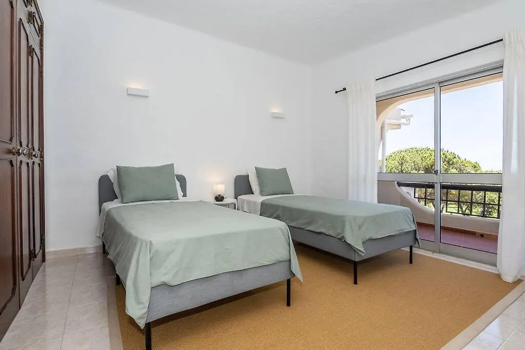Sunny Vilamoura Golf Villa With Private Pool Quarteira 0*,  Portugal